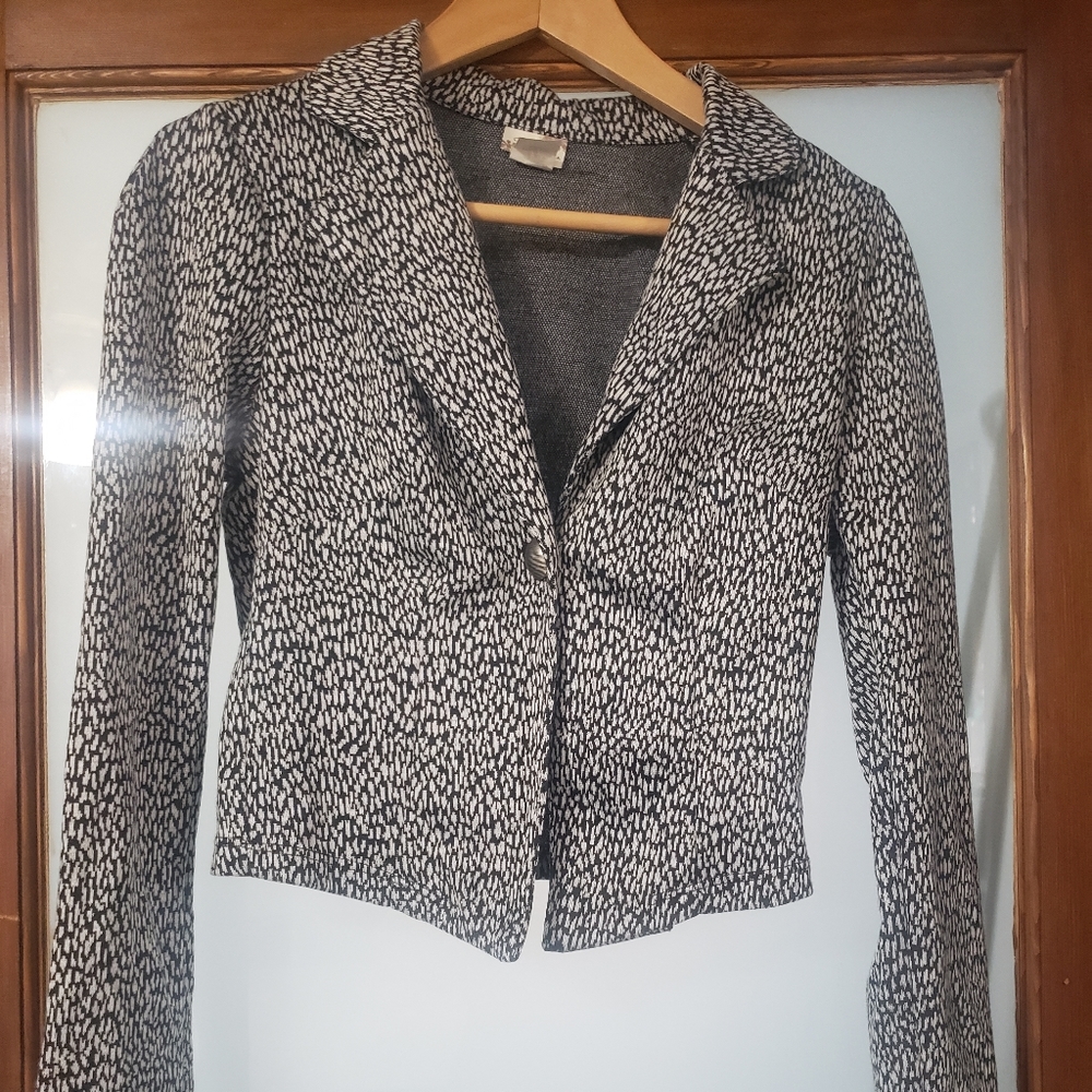 Coat - Picture 2 of 4